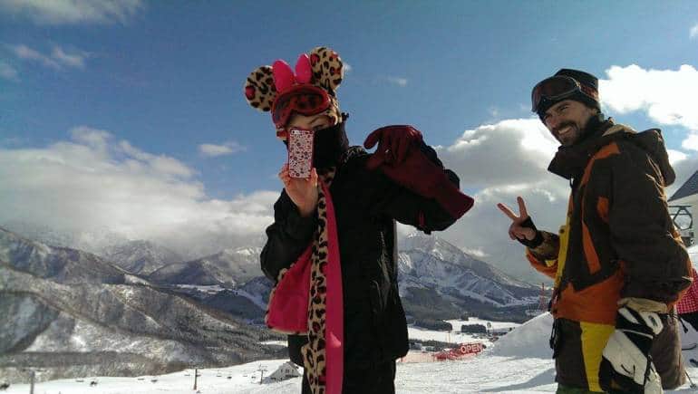 在汤泽单板滑雪