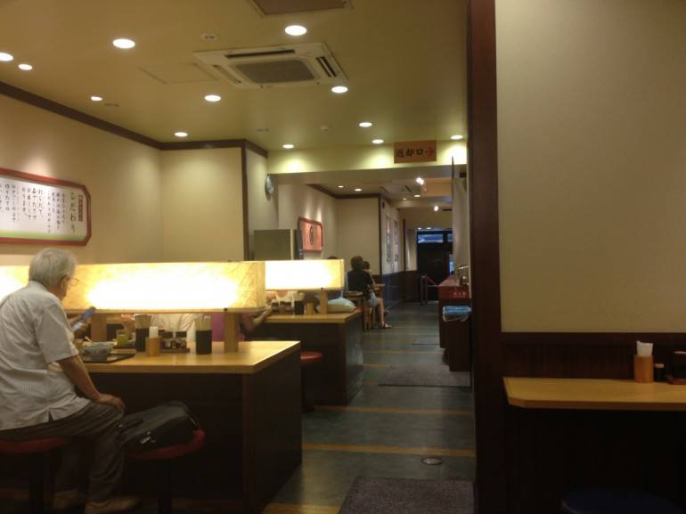 seto-udon-interior-2