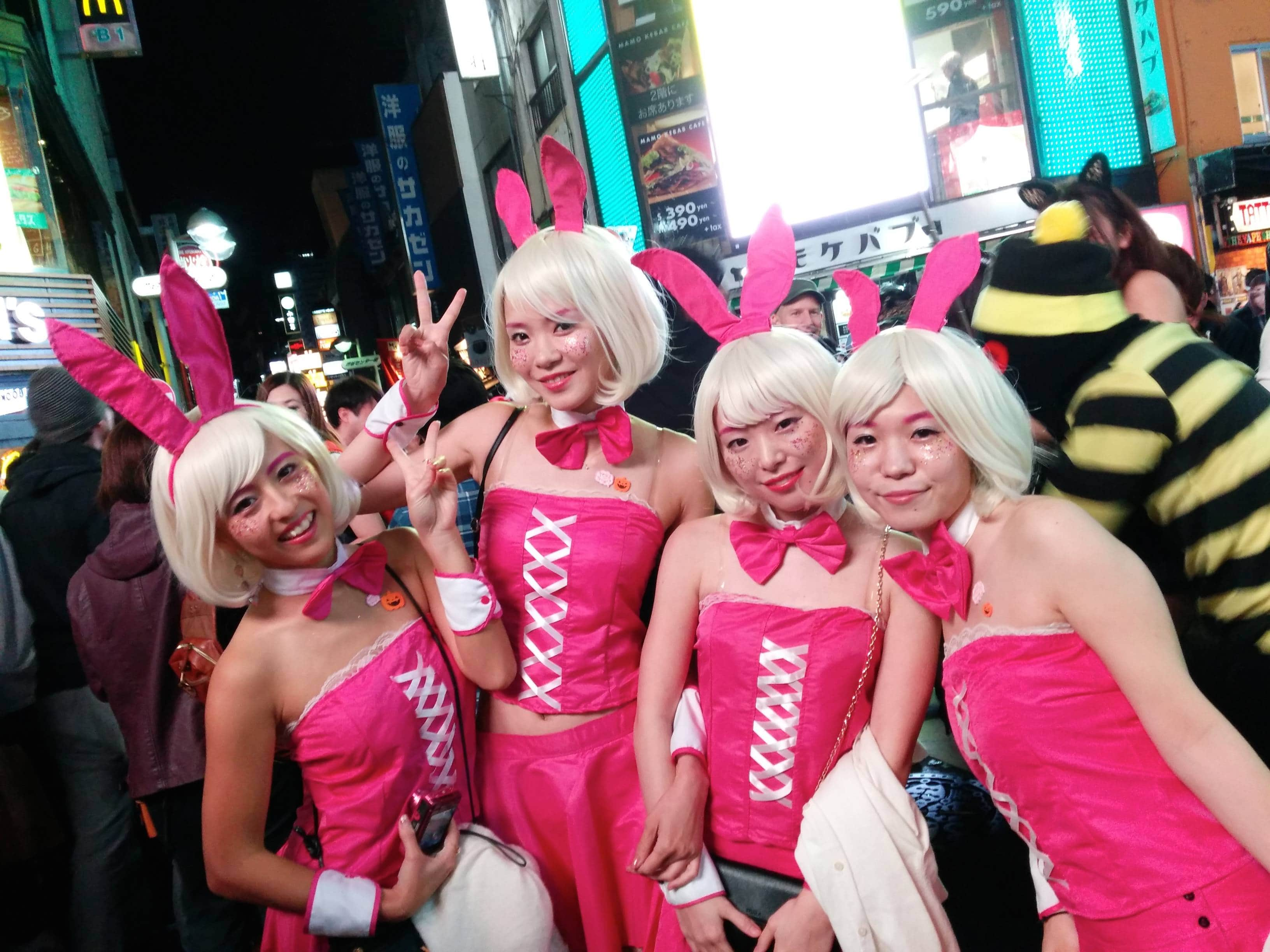 Halloween in Tokyo: Shibuya & Ikebukuro Events - Rental Homes Nearby