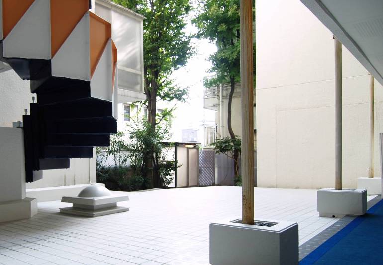 Azabu Court