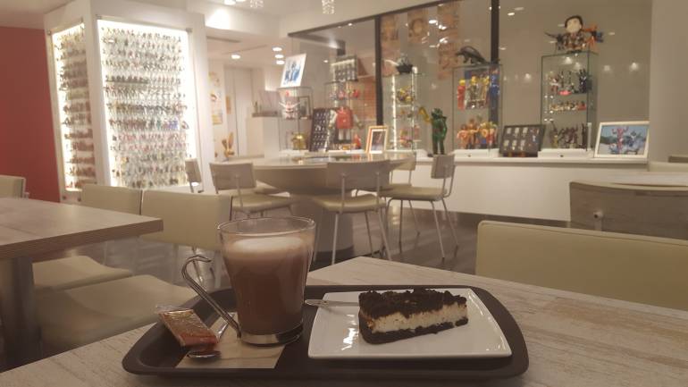 Ginza Cheepa’ Cafe anime gallery