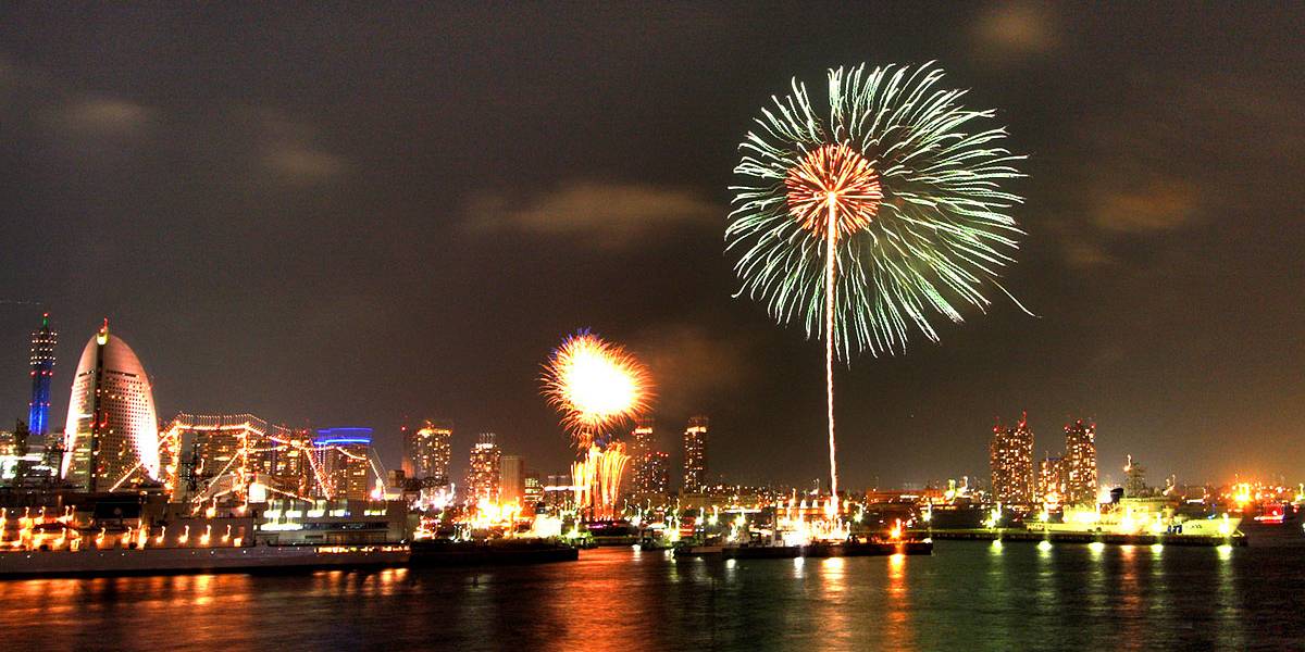 Yokohama Fireworks: Summer Festival Guide | Tokyo Cheapo