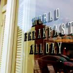 World Breakfast All Day Door