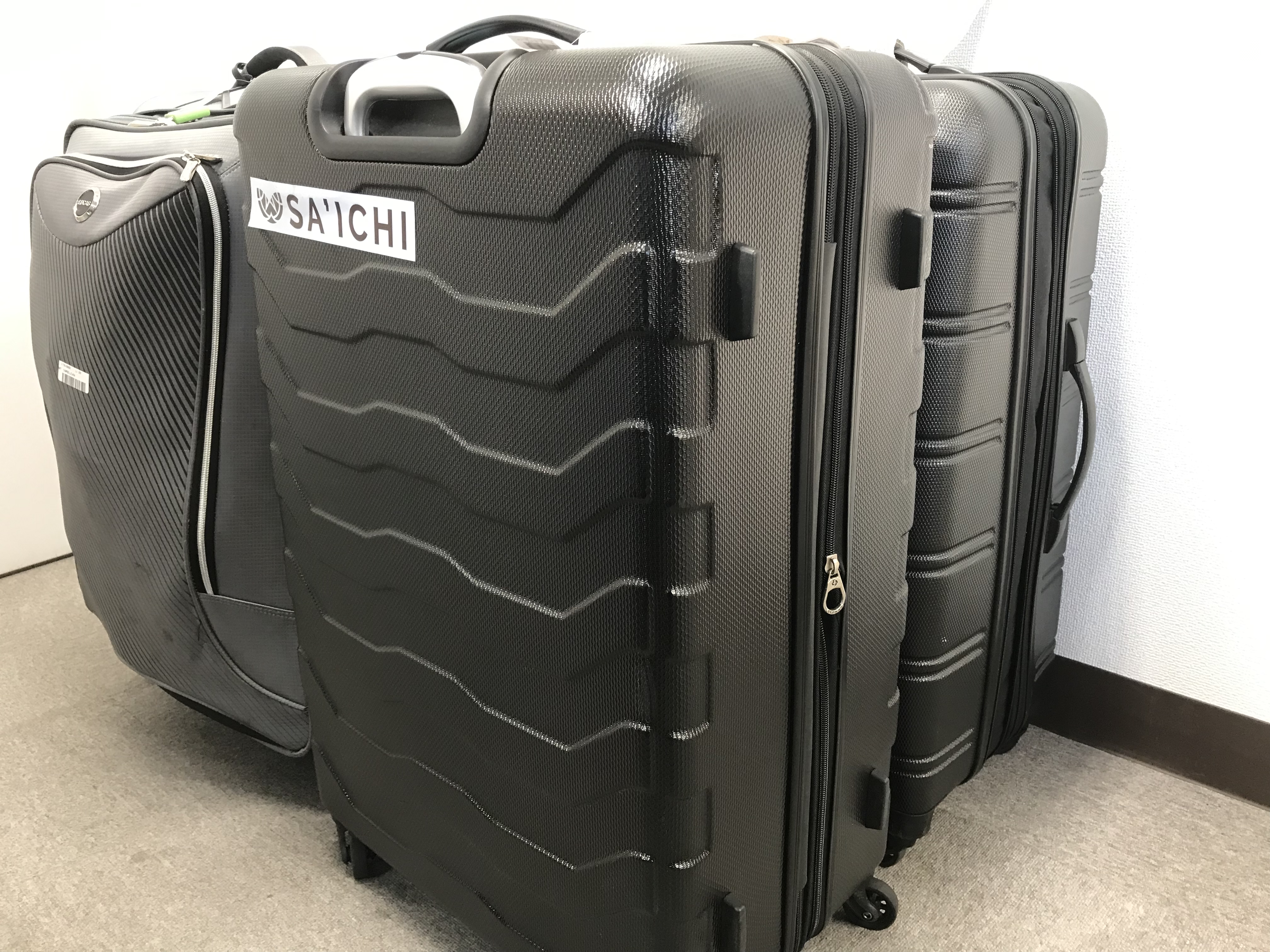 24 h 16 w 10 d luggage