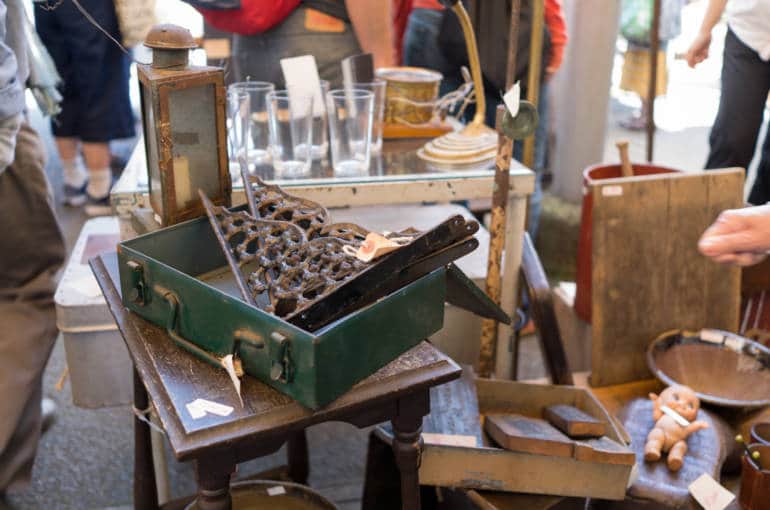 Nominoichi Antique Market