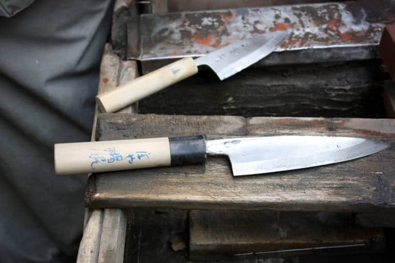 Knife at Tsukiji sustainable souvenir shopping in tokyo