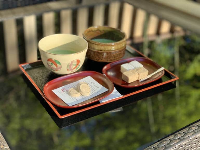 wagashi and tea set