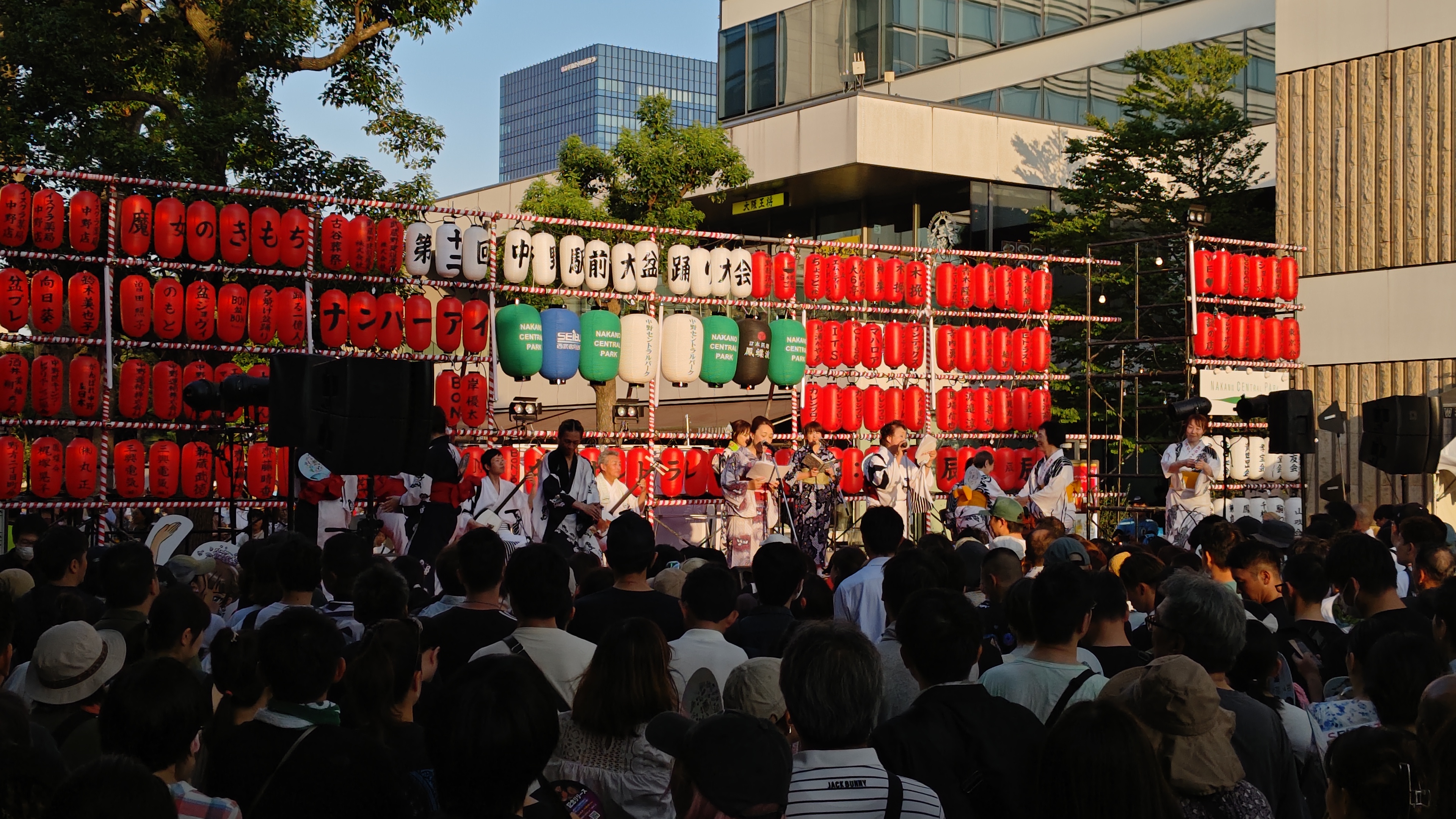 Shounen Kids Bowie festival - Penampilan panggung dan kerumunan saat Bon Odori di Nakano
