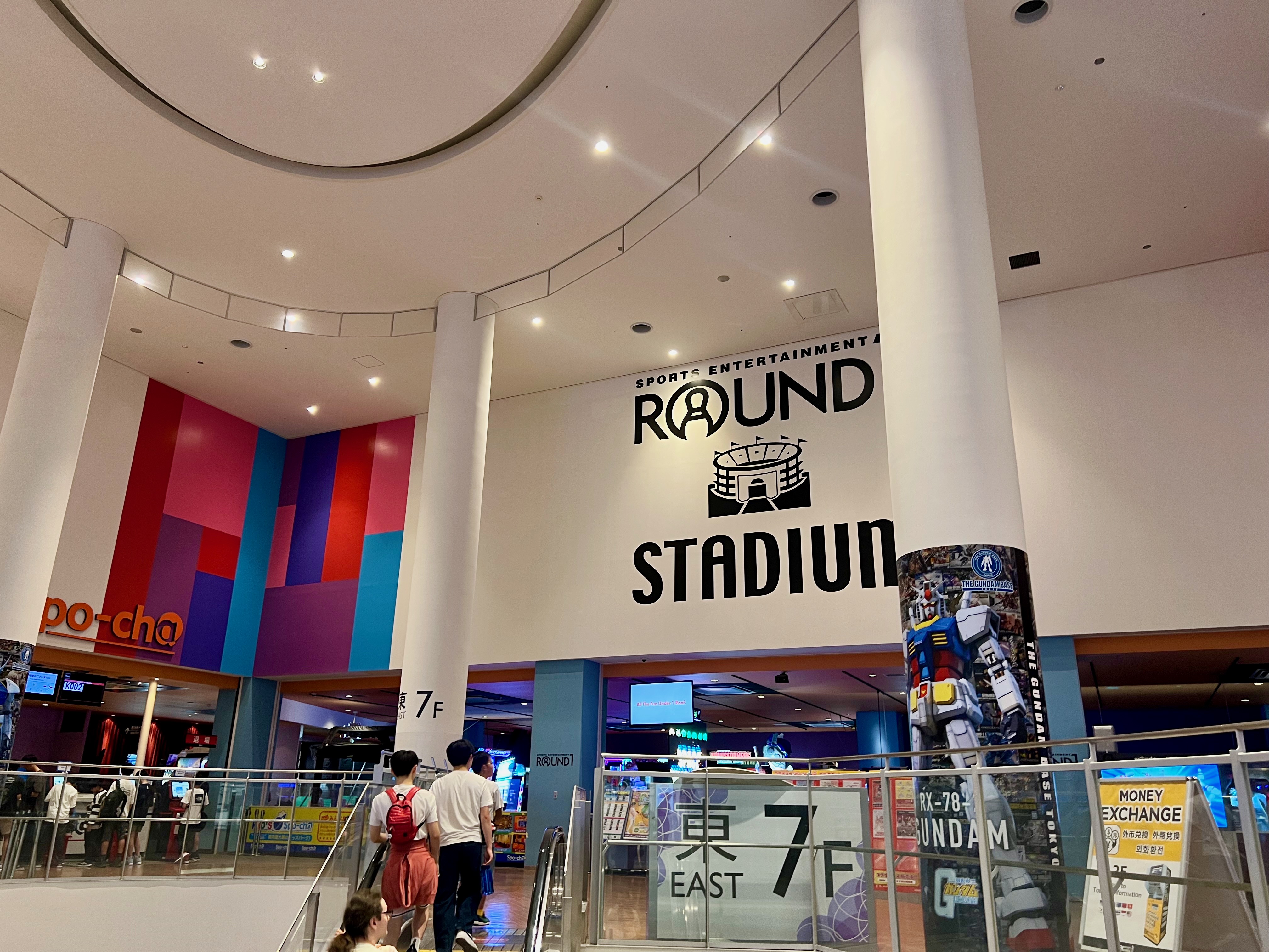 Round1 Spocha floor 