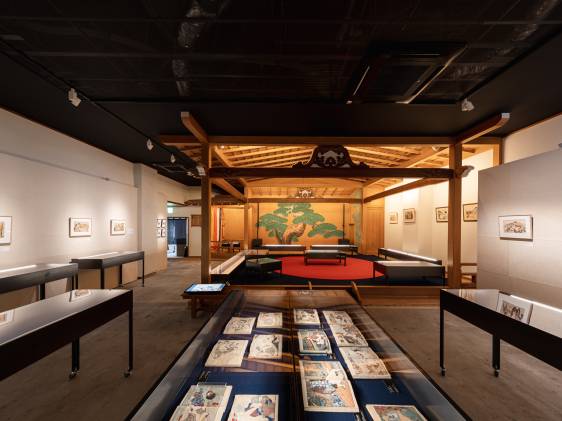 Shinjuku Kabukicho Shunga Exhibition “WA”: A Contest of Allure — Hokusai and Eisen in Kabukicho in Full Bloom