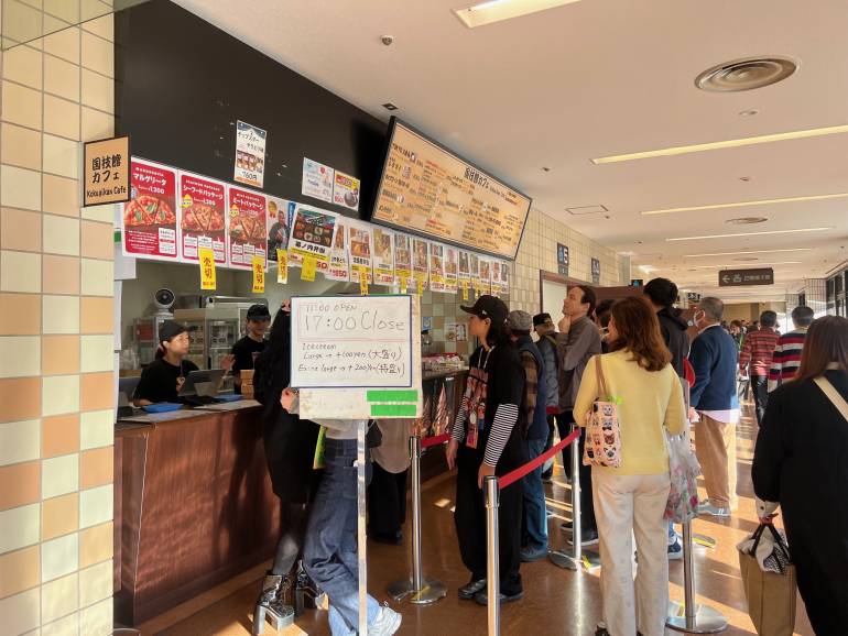 Concession stand at Ryogoku Kokugikan