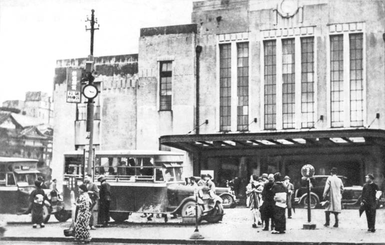 Shinjuku Station East Exit in 1932