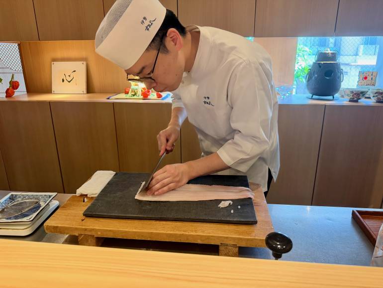 ise sueyoshi staff
