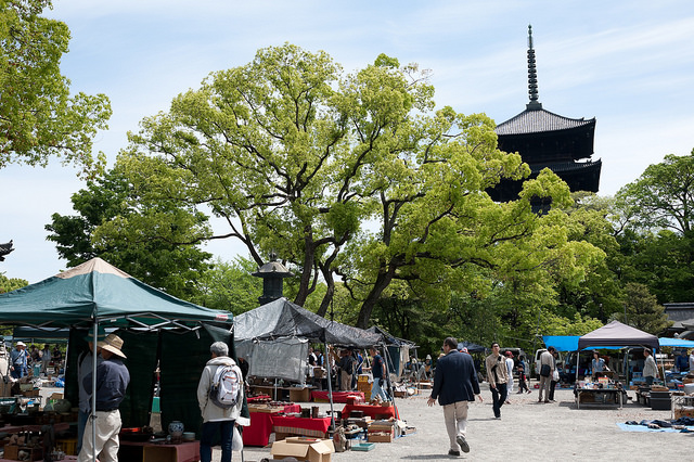 kyoto flea market