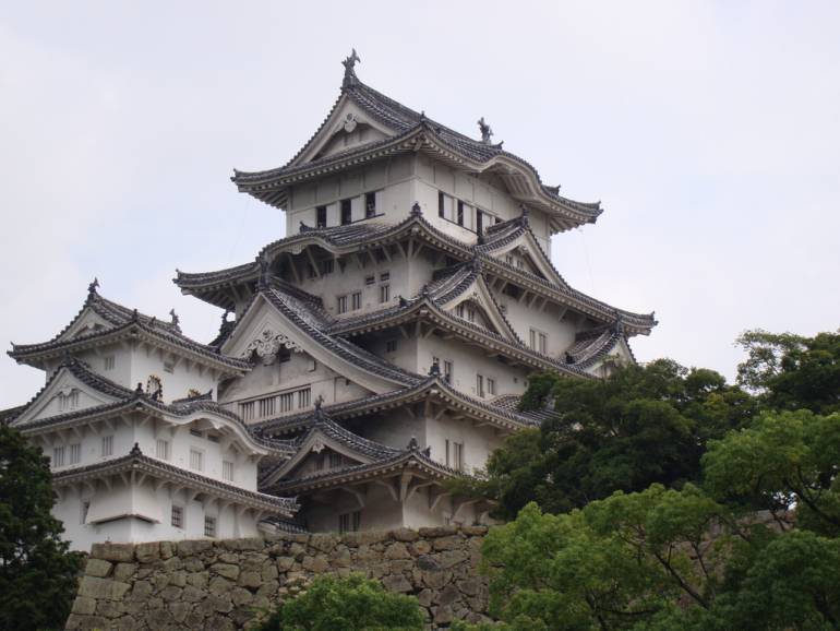 Himeji Castle is an easy daytrip with a JR West Pass.