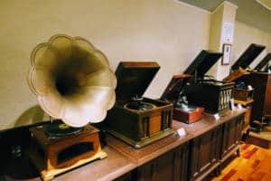 Kanazawa-Phonograph-Museum-