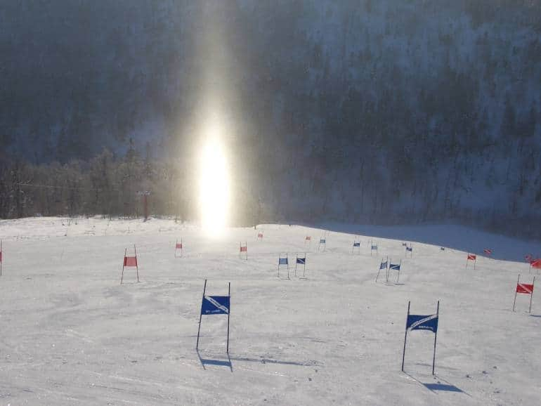 sun pillar phenomenon at piyashiri ski resort, hokkaido