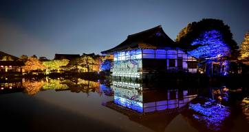 Heian Jingu Shrine NAKED Yoru-Mairi event