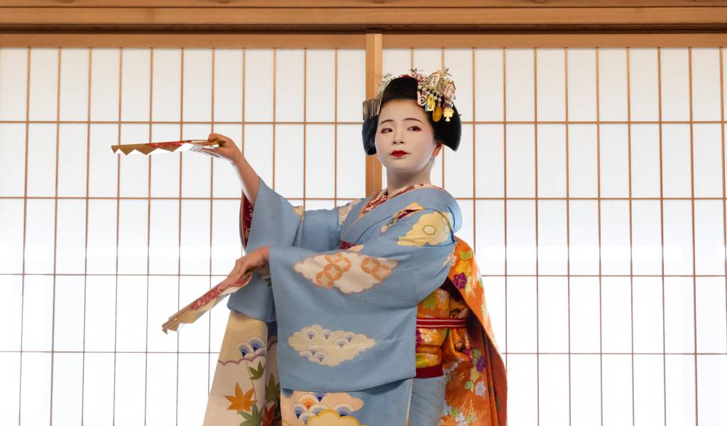 What It’s Actually Like To Be a Maiko in Modern Kyoto