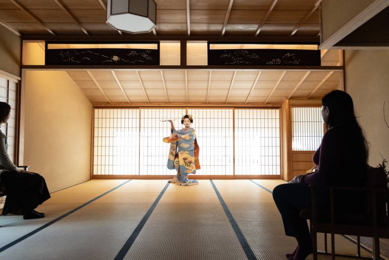 JTB Maiko tour Kyoto Geisha Geiko