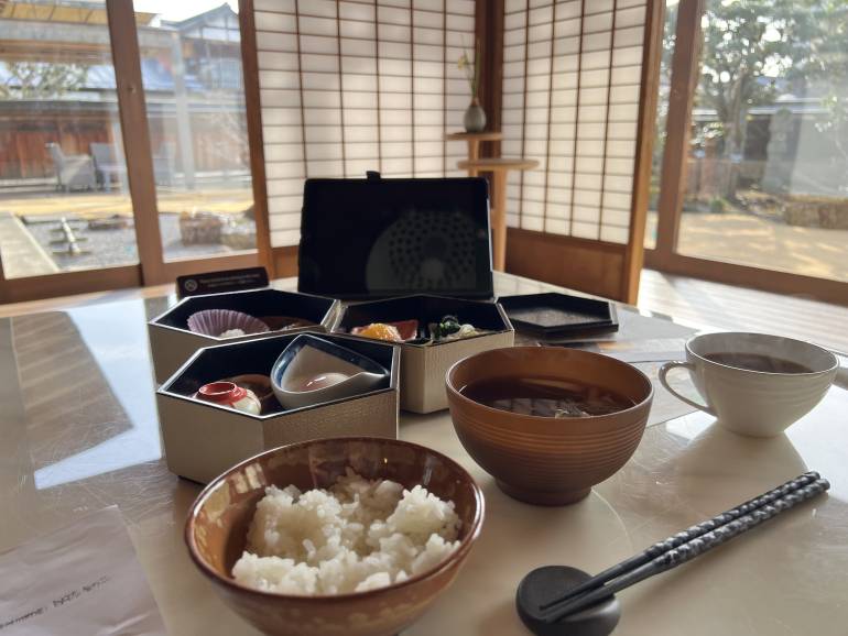 Japanese breakfast at Iizukatei