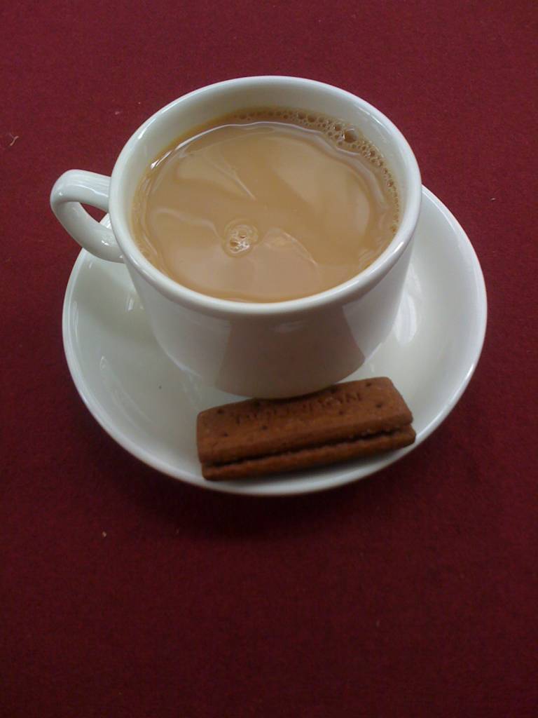 Unlimited tea, biscuits and wifi make Ziferblat a great and affordable option