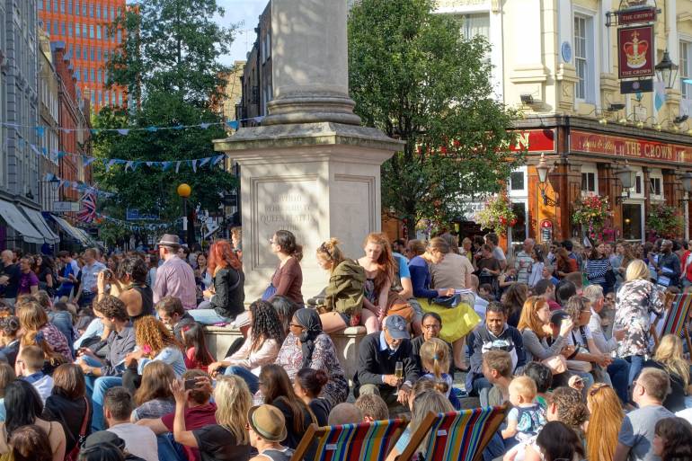 seven_dials_spotlight